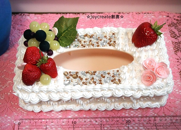 画像: スイーツデコ　ティッシュケース　いちご＆ぶどうケーキＡ　母の日　誕生日プレゼントにも！