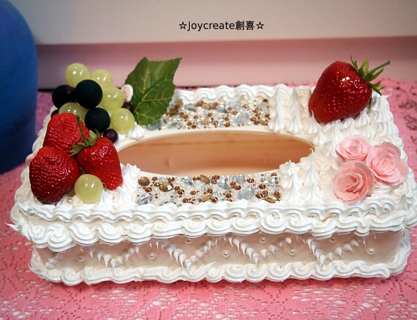 画像: スイーツデコ　ティッシュケース　いちご＆ぶどうケーキＡ　母の日　誕生日プレゼントにも！