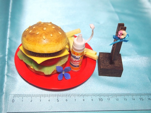 画像: ミニチュア食品サンプル　ドールハウス ハンバーガー＆メモスタント　赤　大