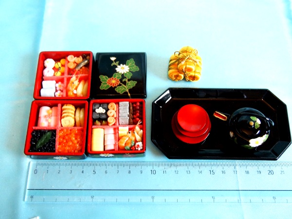 画像: ドールハウス　ミニチュア　お正月料理　おせち料理　三段重　SD　撮影小物にも！