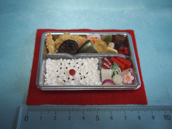 画像: ドールハウス　ミニチュア　幕の内弁当2　撮影小物にも！