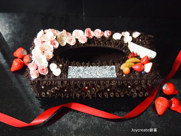 画像1: スイーツデコ　ティッシュケース　チョコレート＆バラケーキC　誕生日プレゼントに！